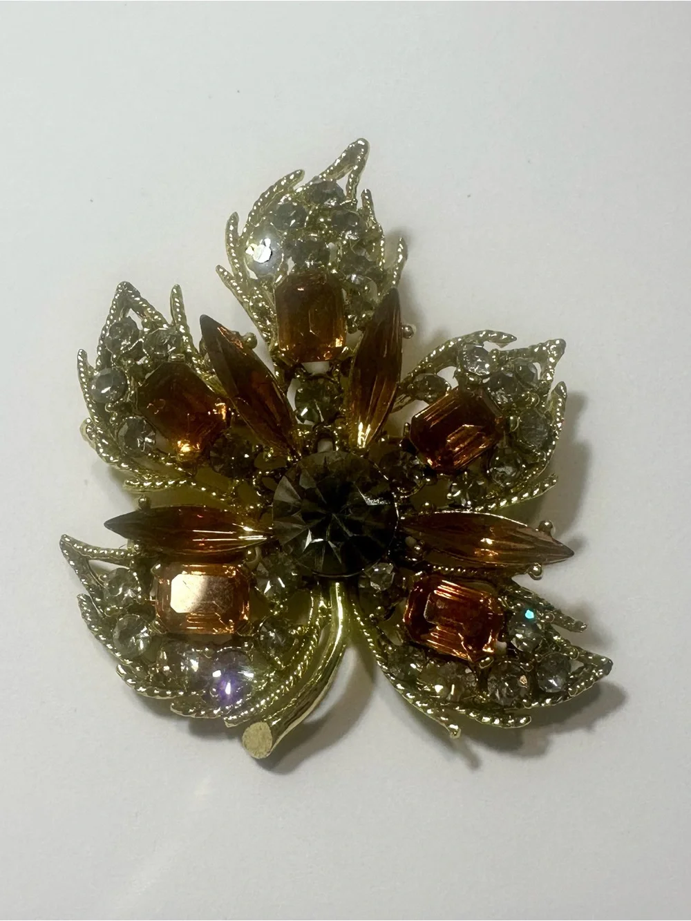 Vintage Amber & Topaz Rhinestone Maple Leaf Brooch Pin – Fall Autumn Statement